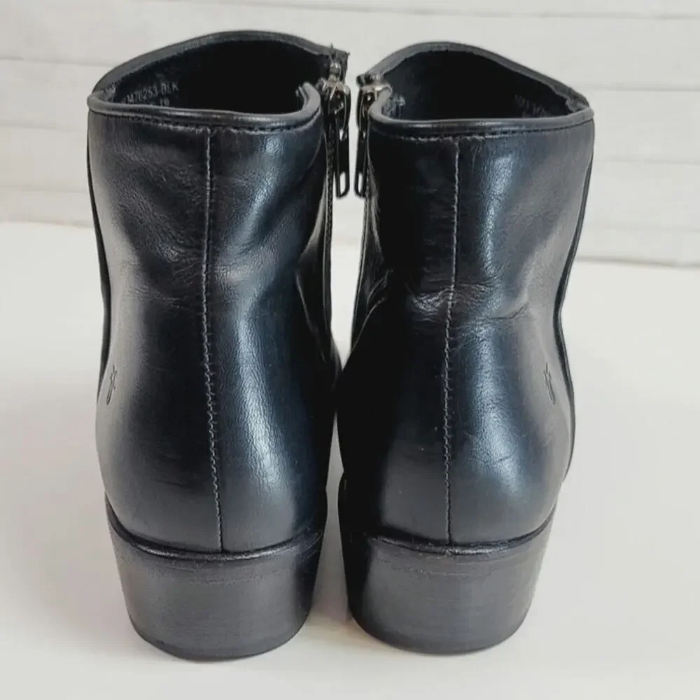 Frye Carson Leather Piping Ankle Booties in Black, sz 10